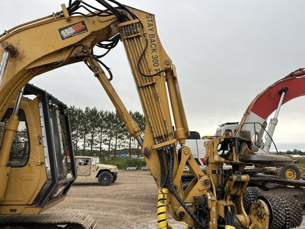 2000 John Deere 120 Harvester/processor