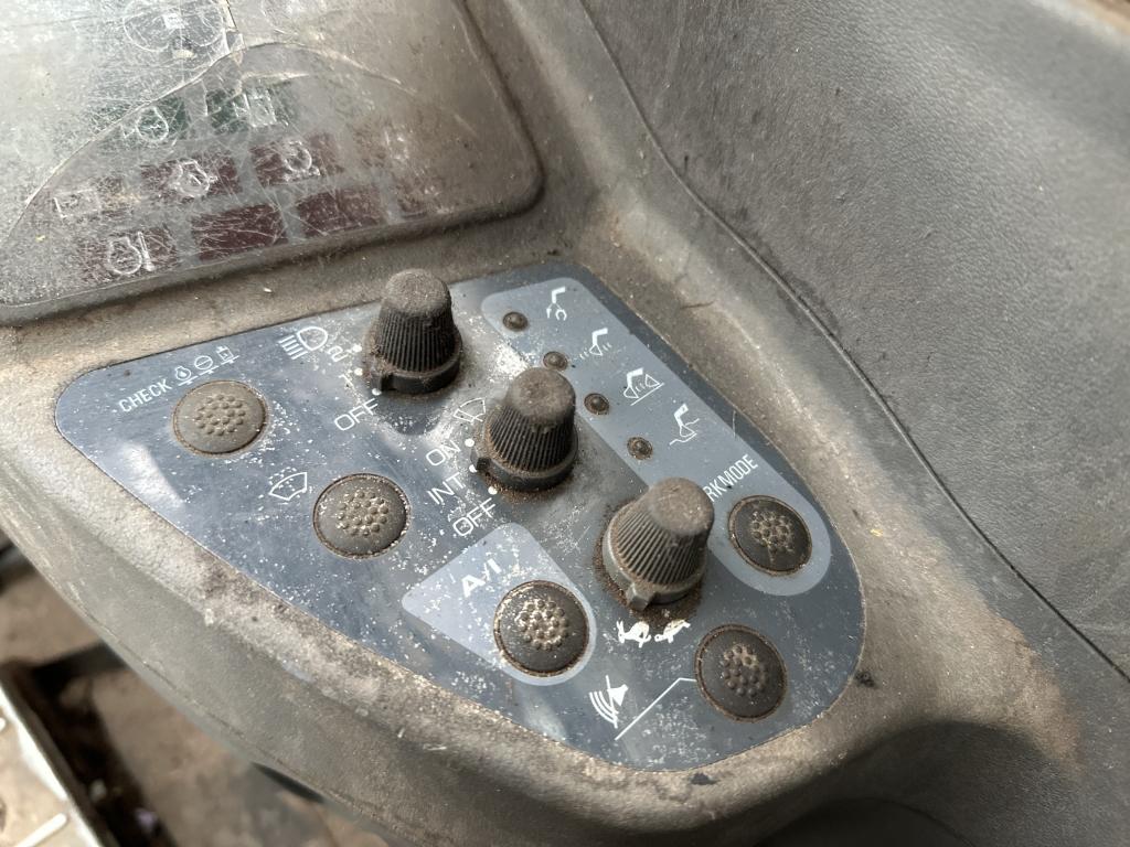 2000 John Deere 120 Harvester/processor