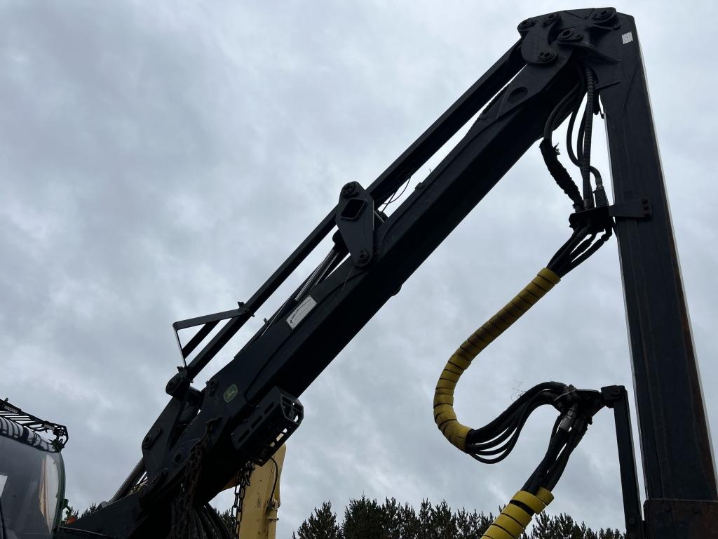 2012 John Deere 1270e Harvester