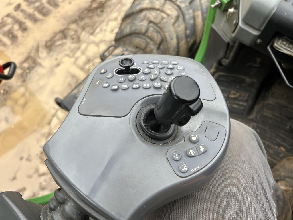 2012 John Deere 1270e Harvester
