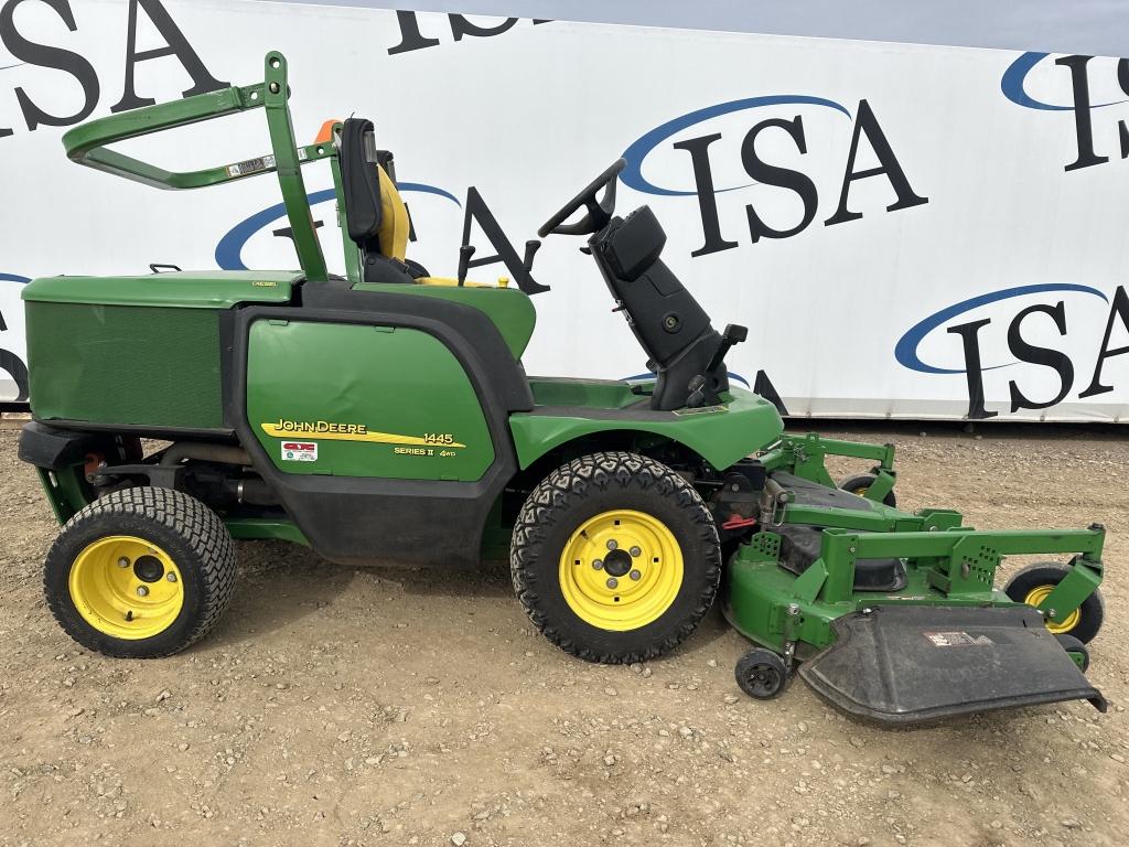 John Deere 1445 Lawn Mower