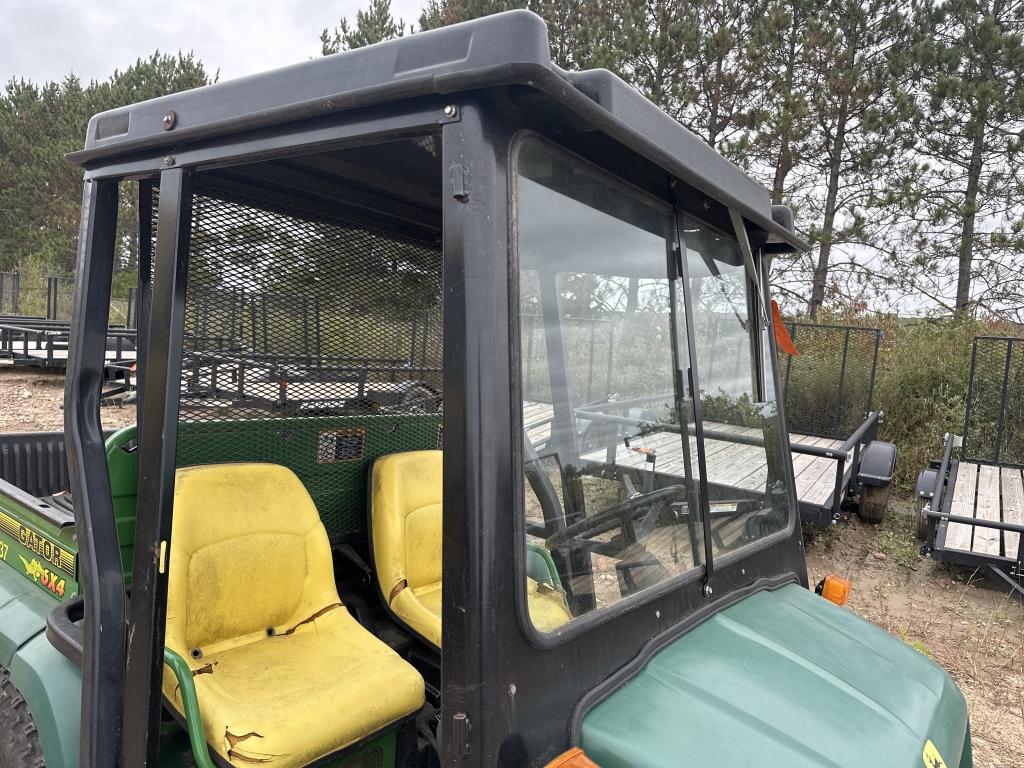 John Deere 6x4 Gator Utv