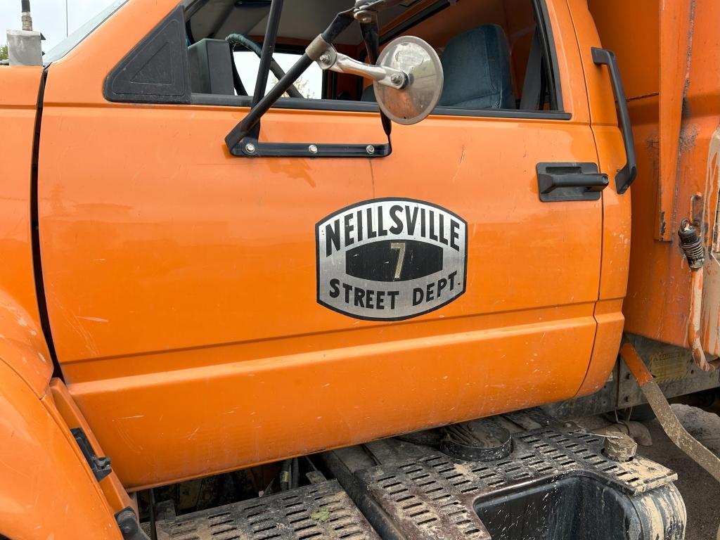 2000 Chevrolet C7500 Dump/plow Truck