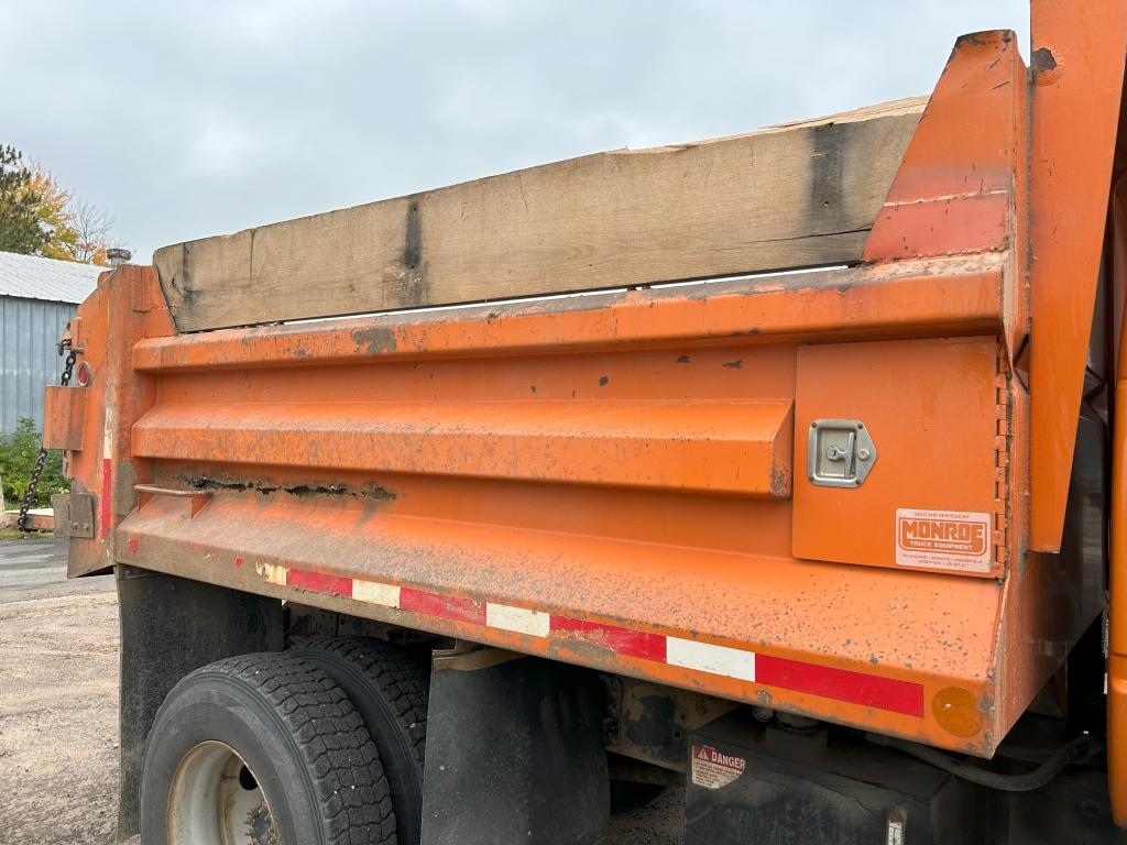 2000 Chevrolet C7500 Dump/plow Truck