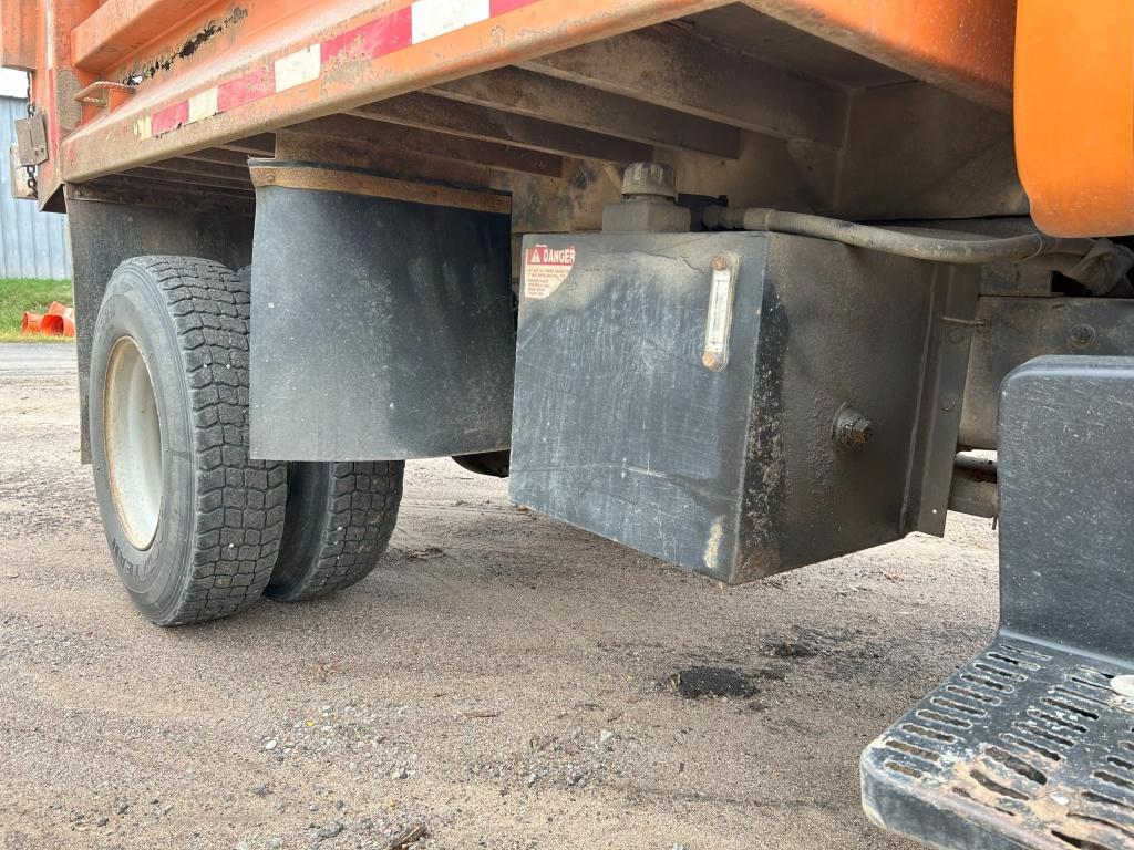 2000 Chevrolet C7500 Dump/plow Truck