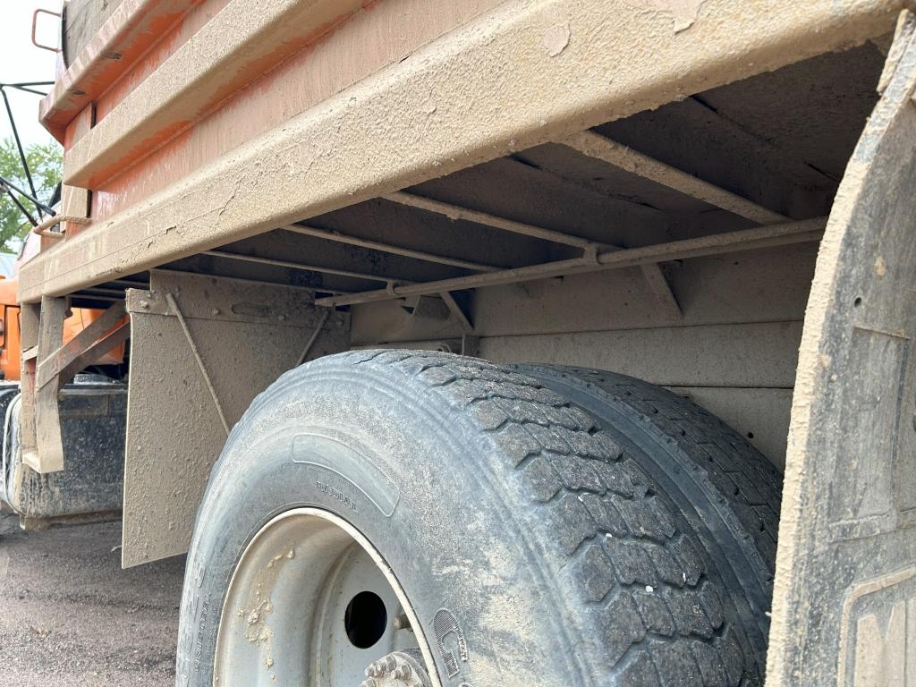 2000 Chevrolet C7500 Dump/plow Truck