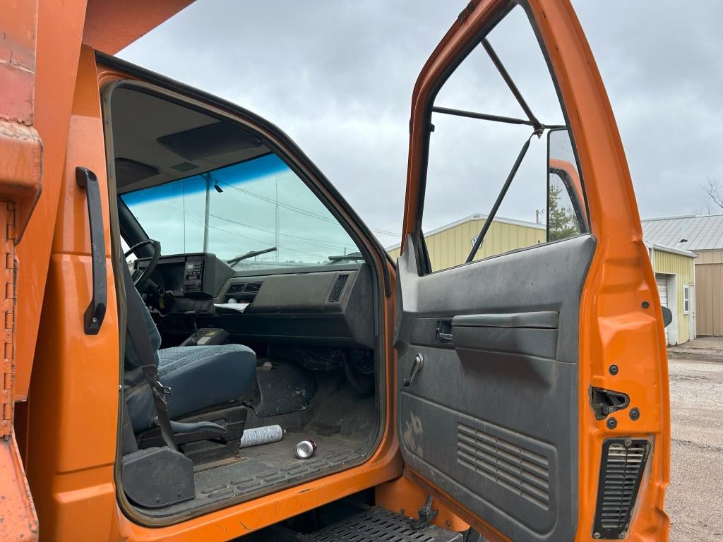 2000 Chevrolet C7500 Dump/plow Truck