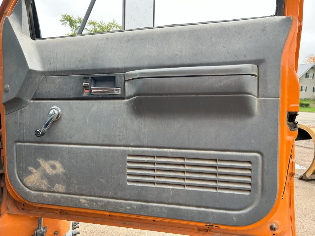 2000 Chevrolet C7500 Dump/plow Truck