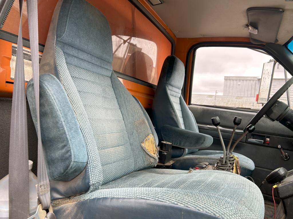 2000 Chevrolet C7500 Dump/plow Truck