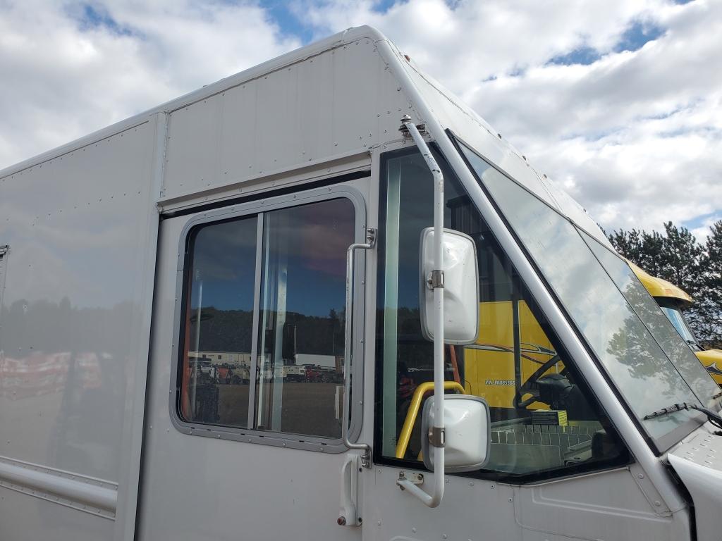 2019 Ford Box Truck