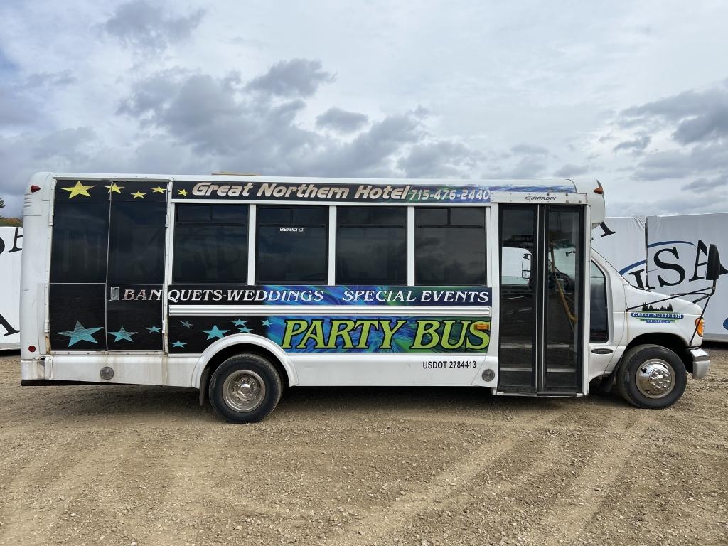 2003 Ford E450 Bus