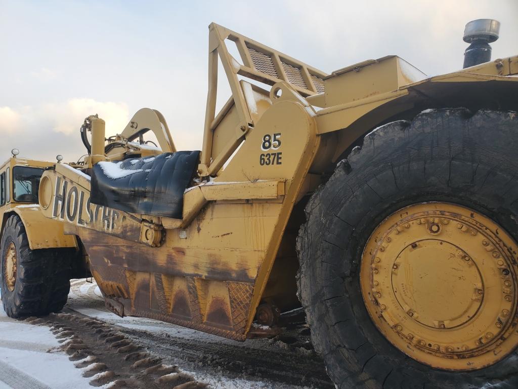 Caterpillar 637e Scraper
