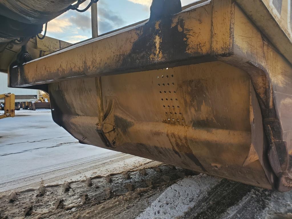 Caterpillar 637e Scraper