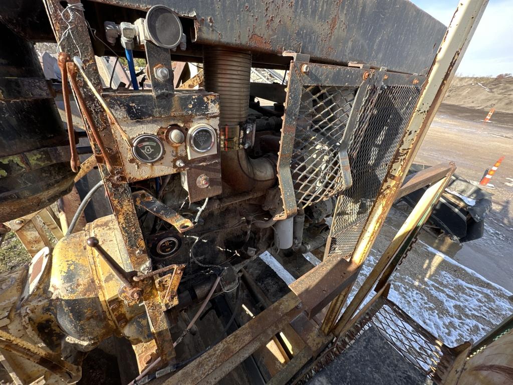 Hewitt Robins T-2142 Jaw Crusher