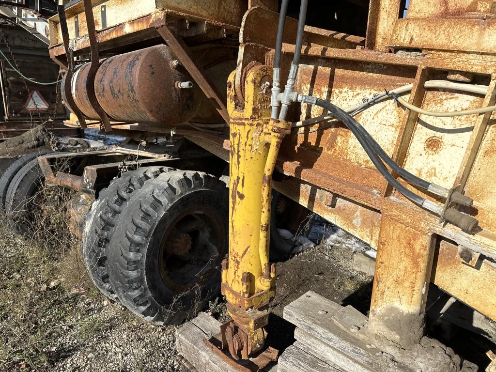 Hewitt Robins T-2142 Jaw Crusher