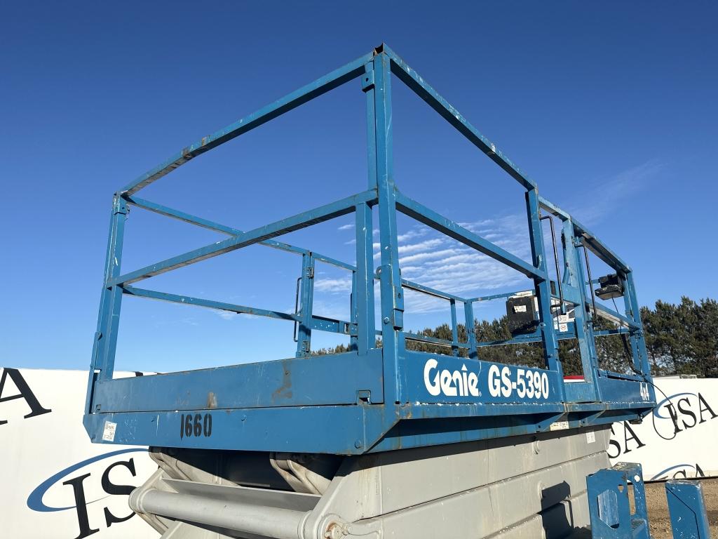 Genie Gs-5390 Scissors Lift