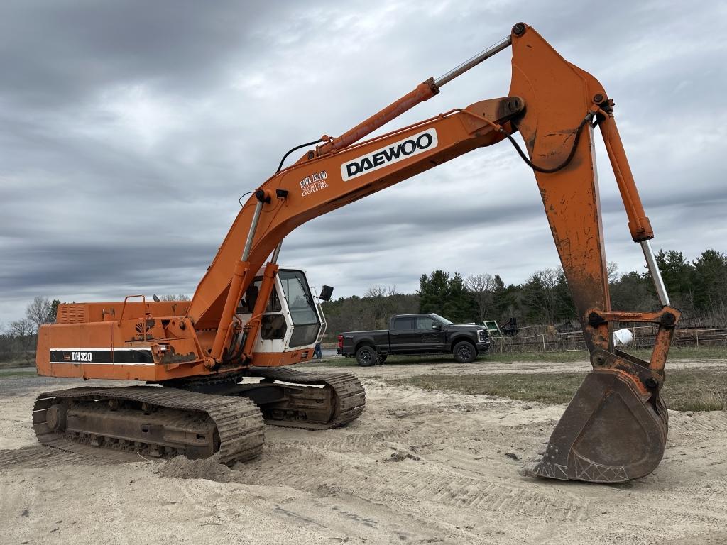 1994 Daewoo Dh320 Excavator