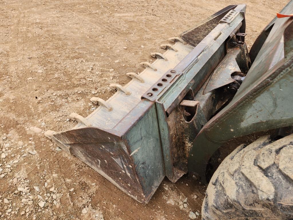 Bobcat 722 Skid Steer