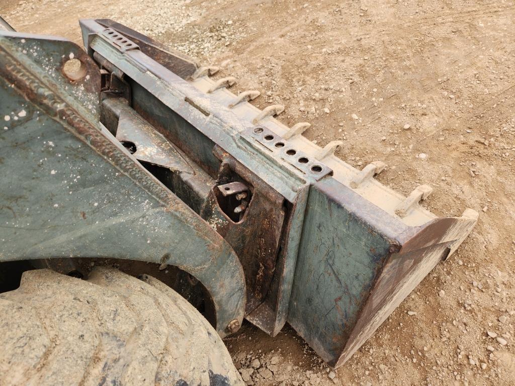 Bobcat 722 Skid Steer