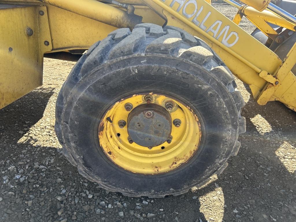 2004 New Holland Lb90b Tractor Loader Backhoe