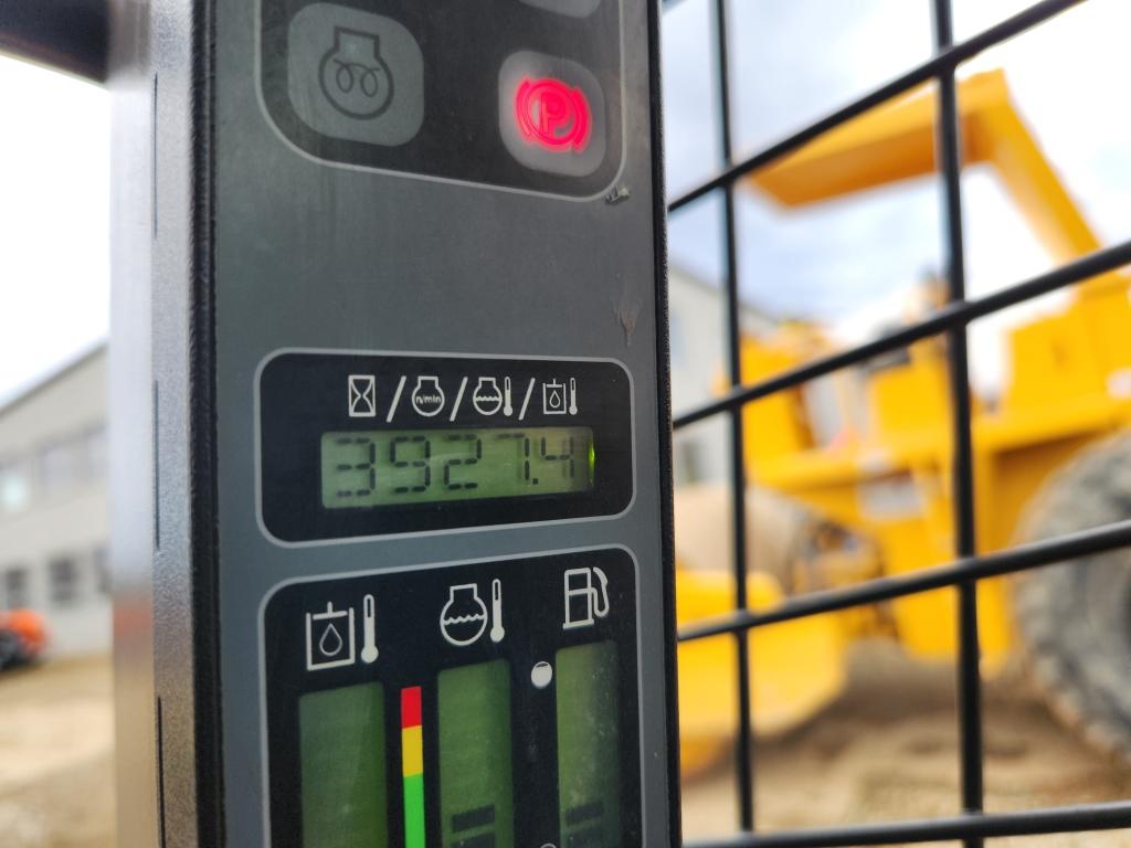 2015 Case Sr175 Skid Steer