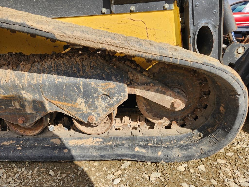 2016 New Holland C238 Skid Steer