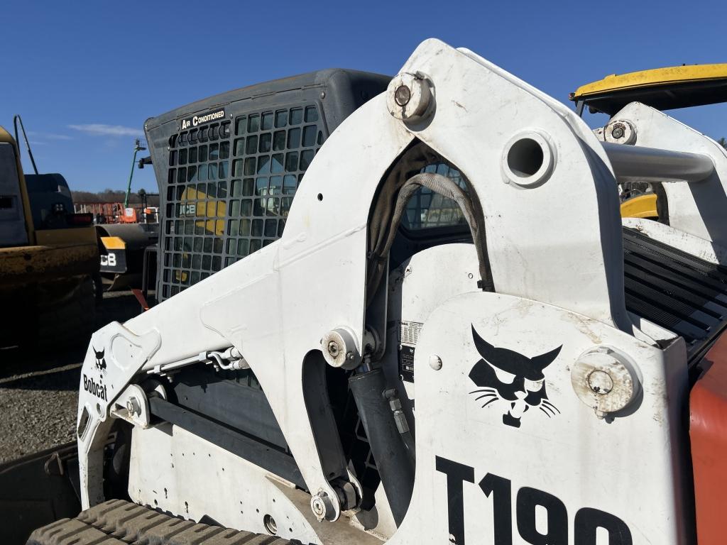 2005 Bobcat T190 Skid Steer