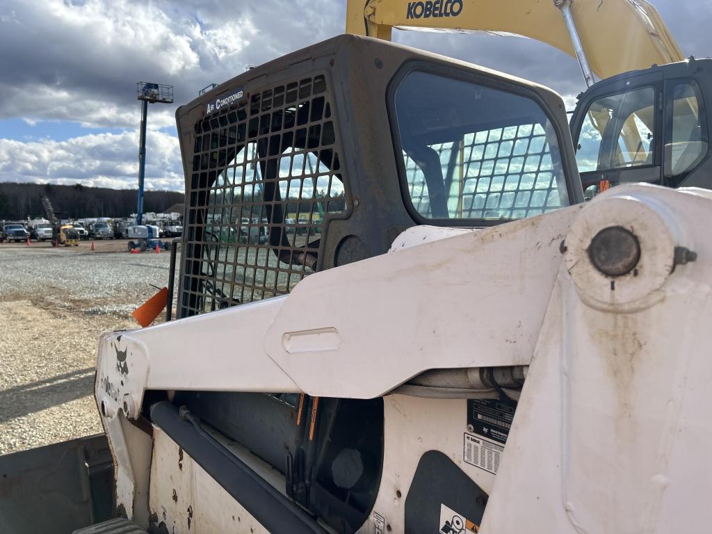 2005 Bobcat T250 Skid Steer