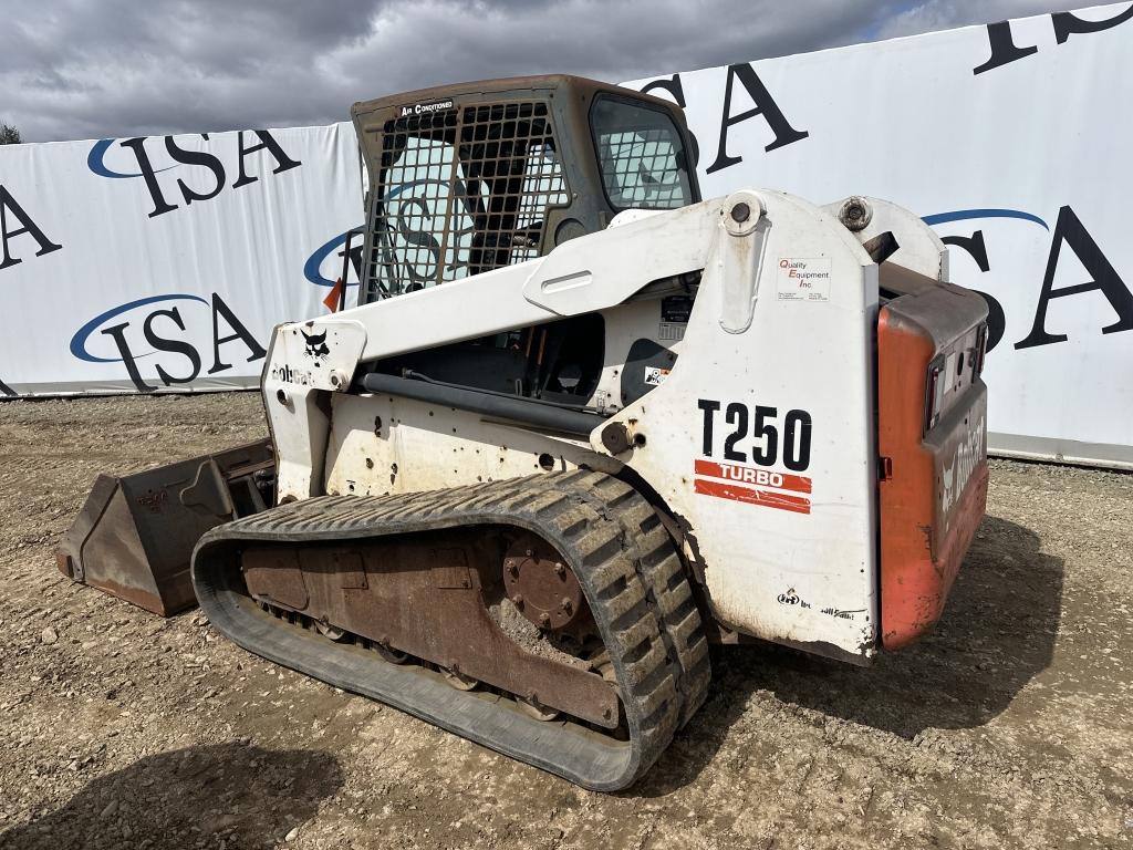 2005 Bobcat T250 Skid Steer