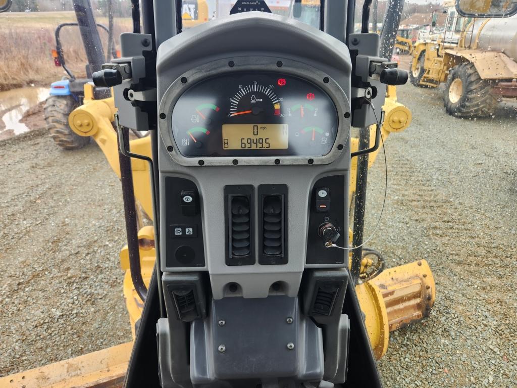 2014 Caterpillar 120m2 Motor Grader
