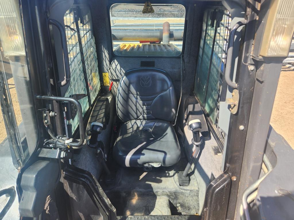 2007 New Holland C190 Skid Steer