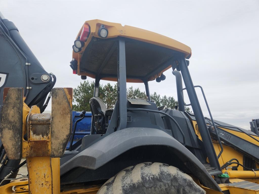 Deere 410k Loader Backhoe