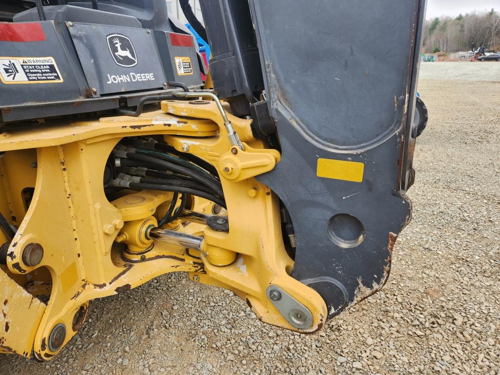 Deere 410k Loader Backhoe