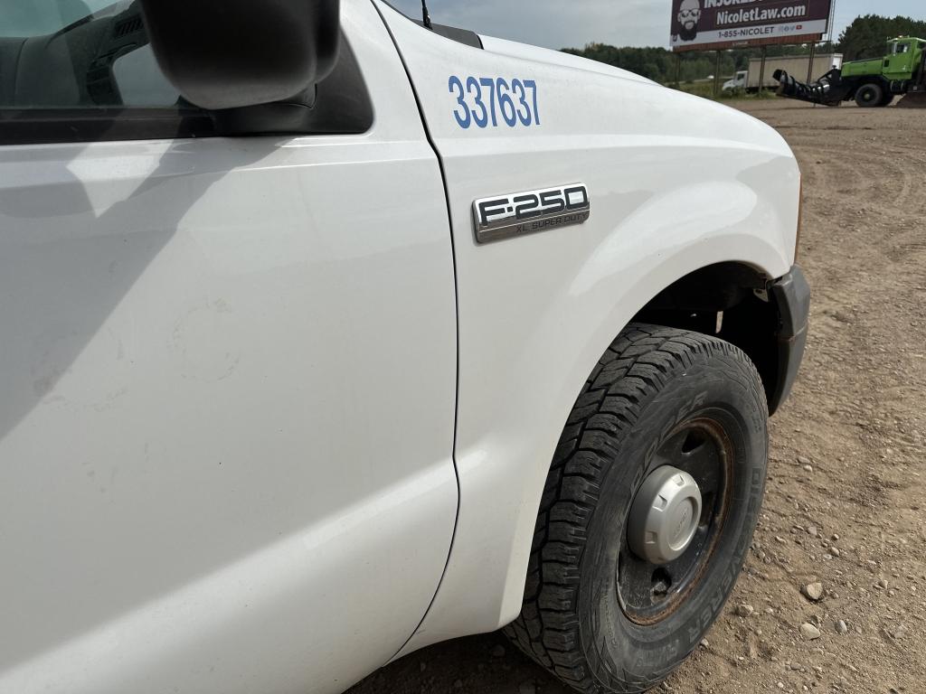 2005 Ford F250 Super Duty Service Truck