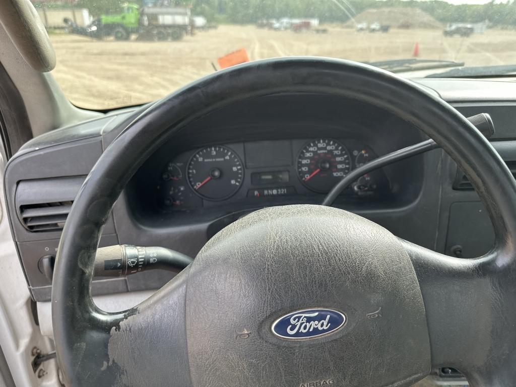 2005 Ford F250 Super Duty Service Truck