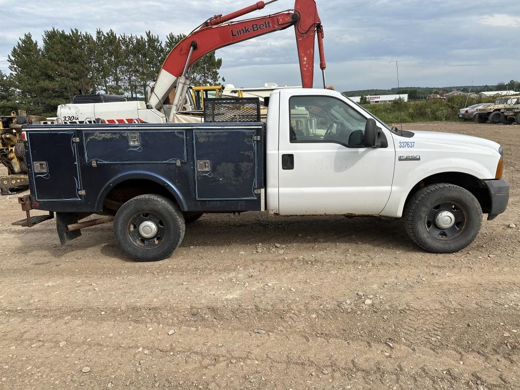 2005 Ford F250 Super Duty Service Truck