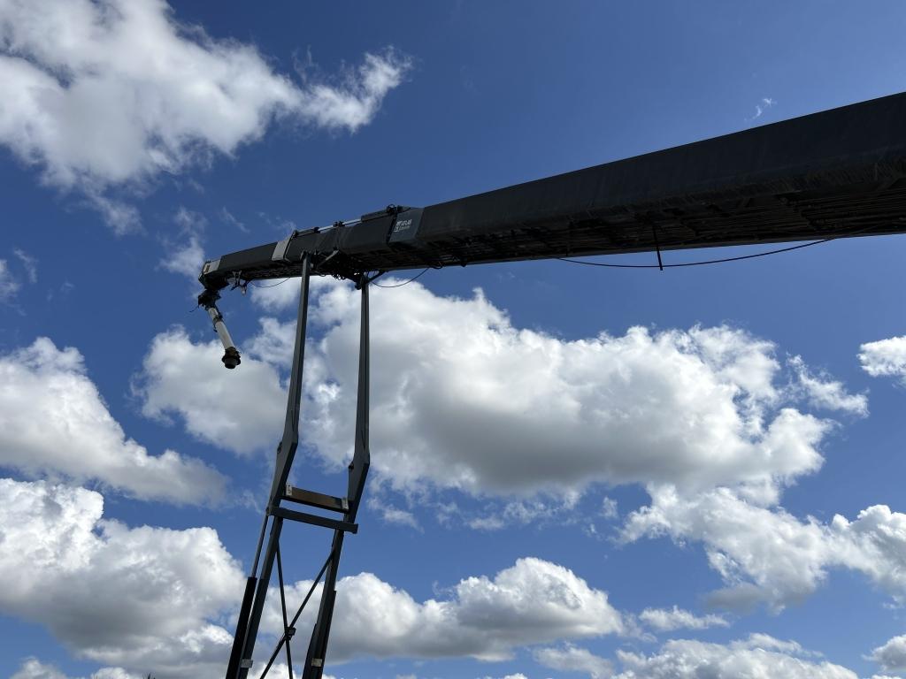 Atlas Dual Drive-over Towable Conveyor System