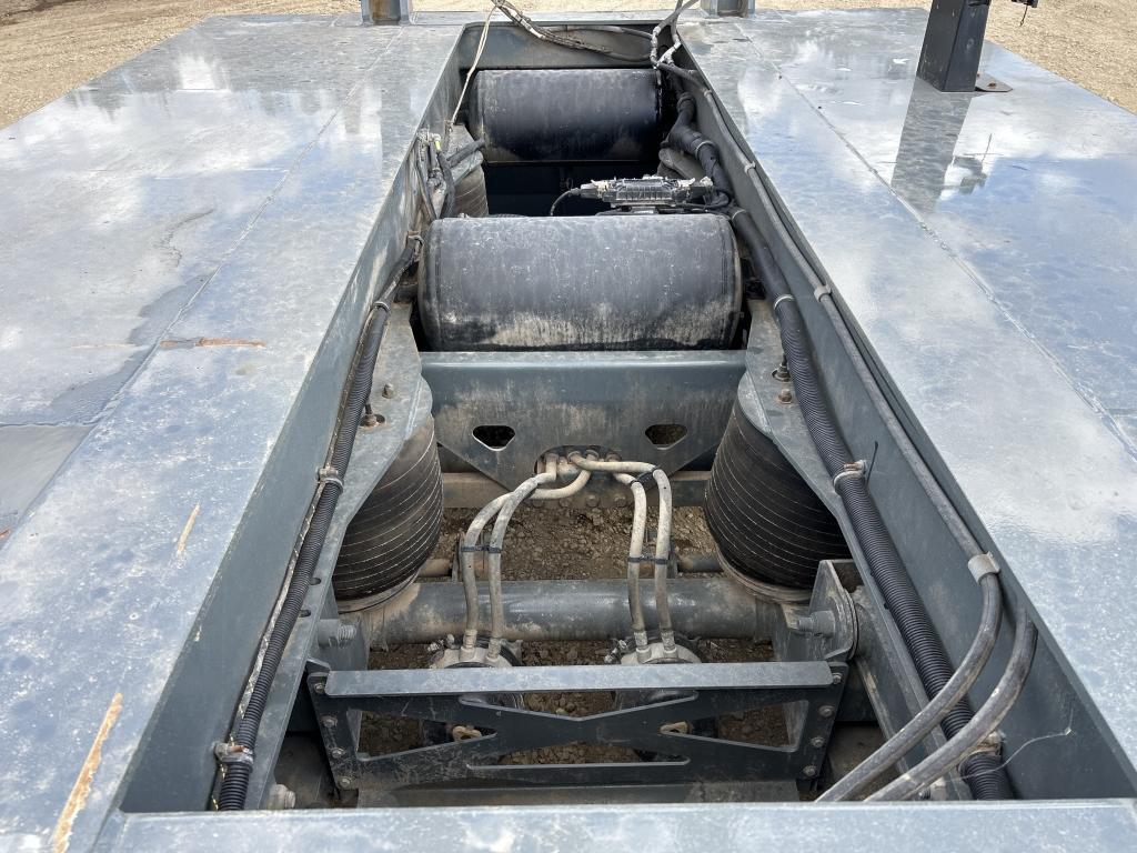 Atlas Dual Drive-over Towable Conveyor System