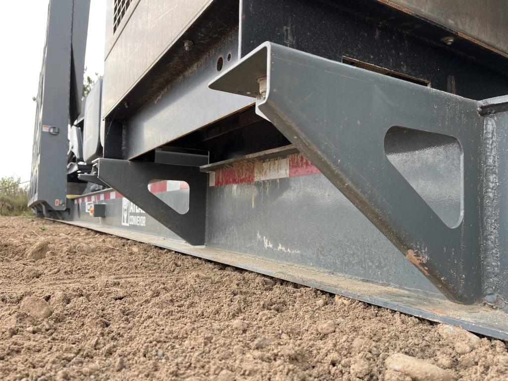 Atlas Dual Drive-over Towable Conveyor System