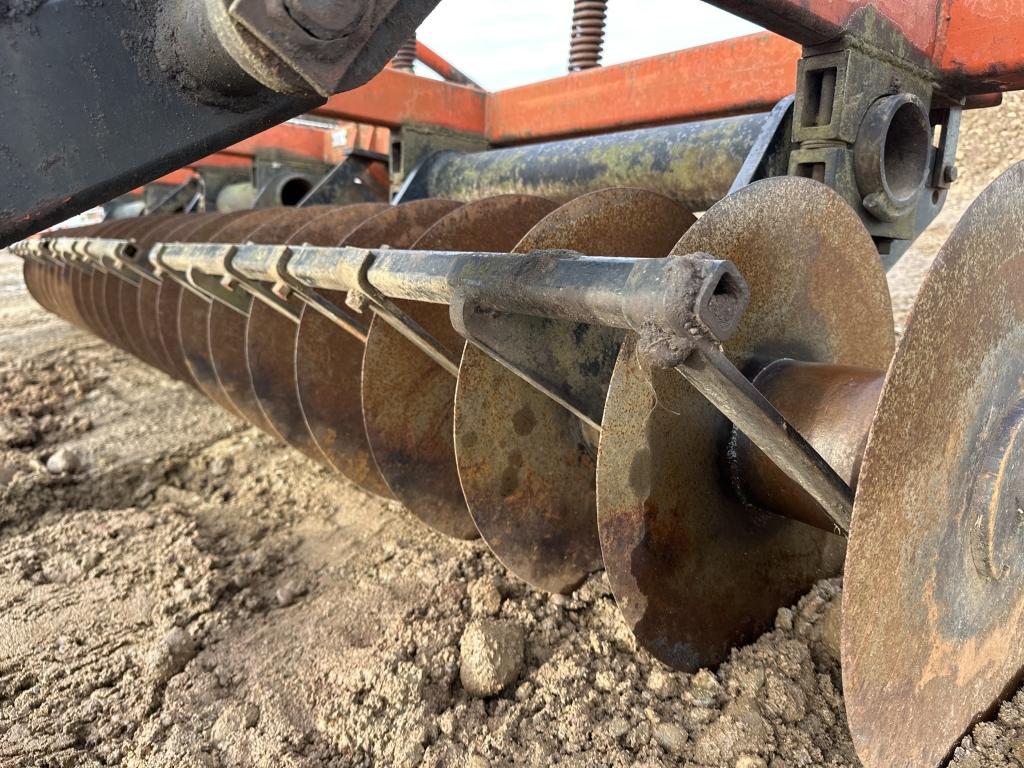 J I Case Soil Controller 11 Shank Chisel Plow