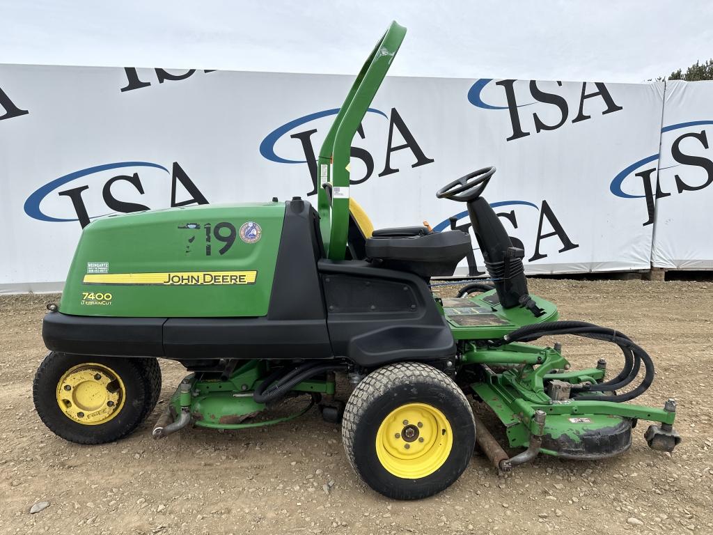 2008 John Deere 7400 Terain Cut 72" Lawn Mower