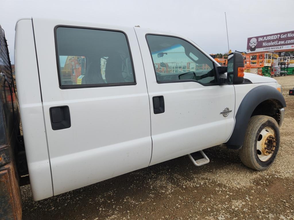 2012 Ford F550 4x4 Flatbed Pickup Truck