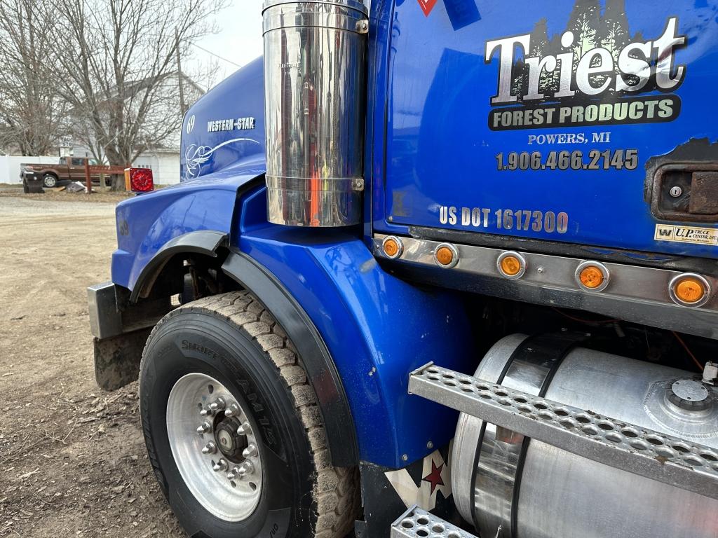 2005 Western Star 4900 Log Truck