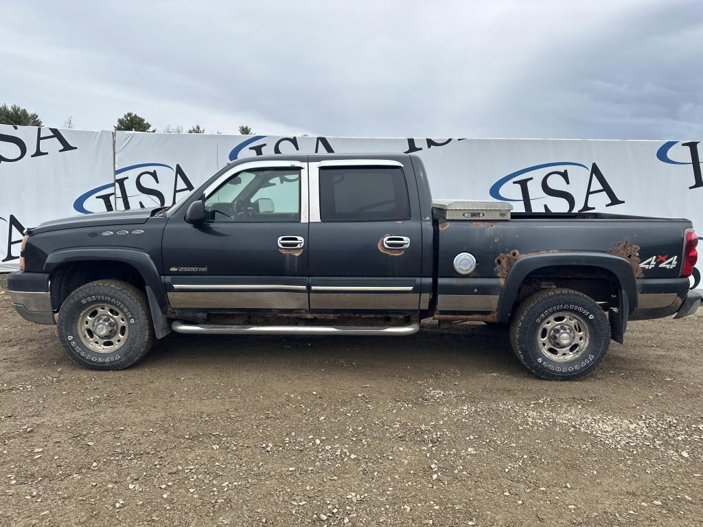 2005 Chevrolet Silverado 2500hd 4x4 Pickup Truck