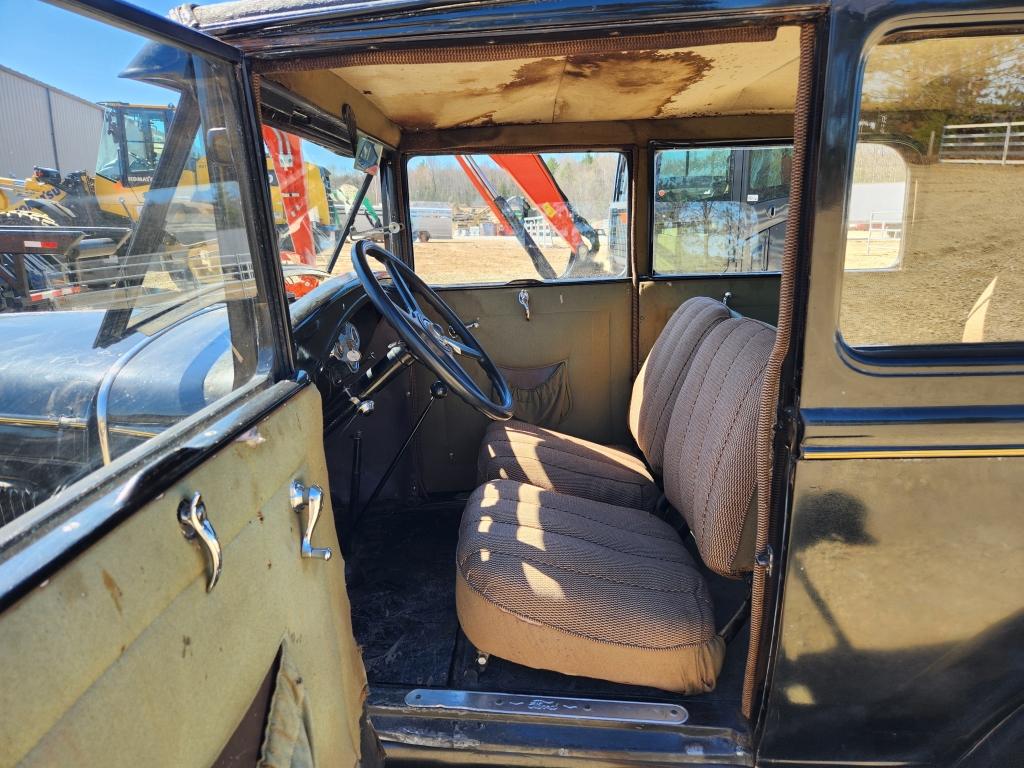 1931 Ford Model A 2-door