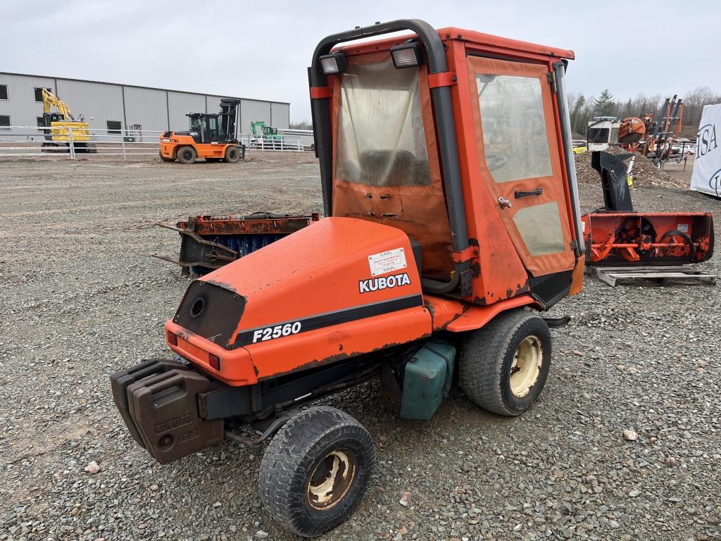 Kubota F2560 Mower W/ Attachments