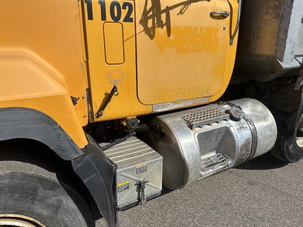 1996 Mack Tri Axle Dump Truck