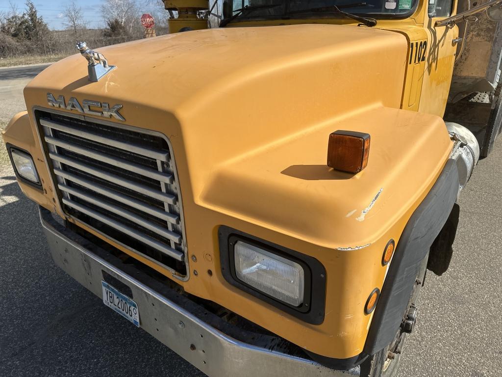 1996 Mack Tri Axle Dump Truck