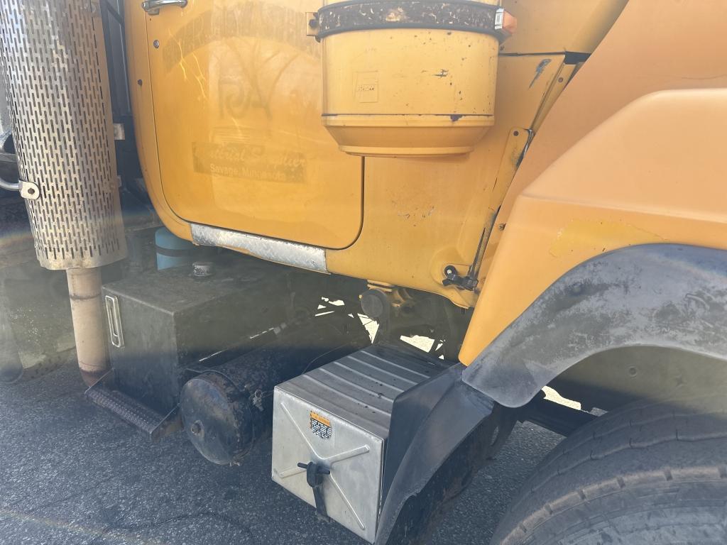1996 Mack Tri Axle Dump Truck