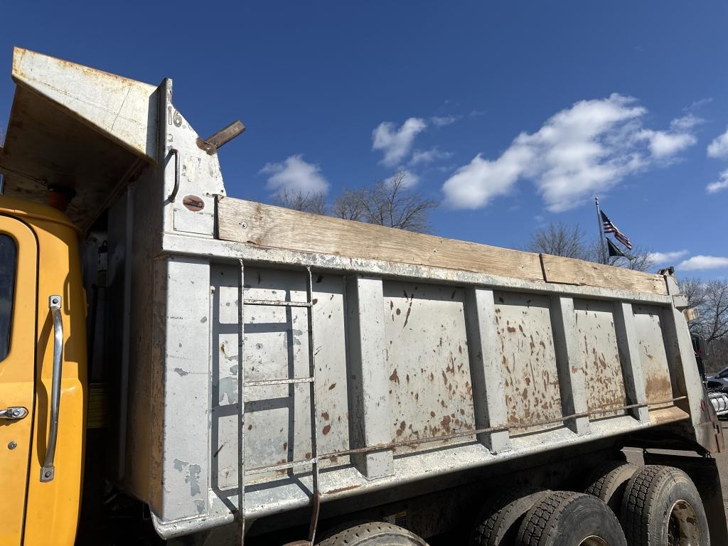 1996 Mack Tri Axle Dump Truck